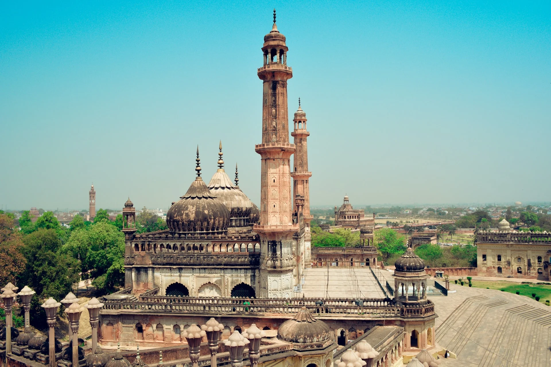 A Complete Guide for People Looking for a Property in Lucknow