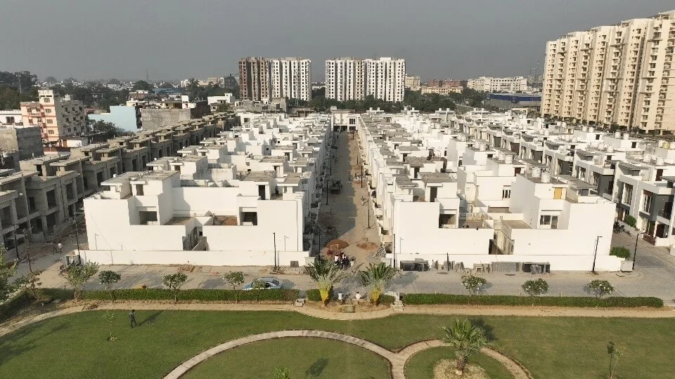 The Perfect Blend of Comfort and Convenience: Lotus Enclave Lucknow