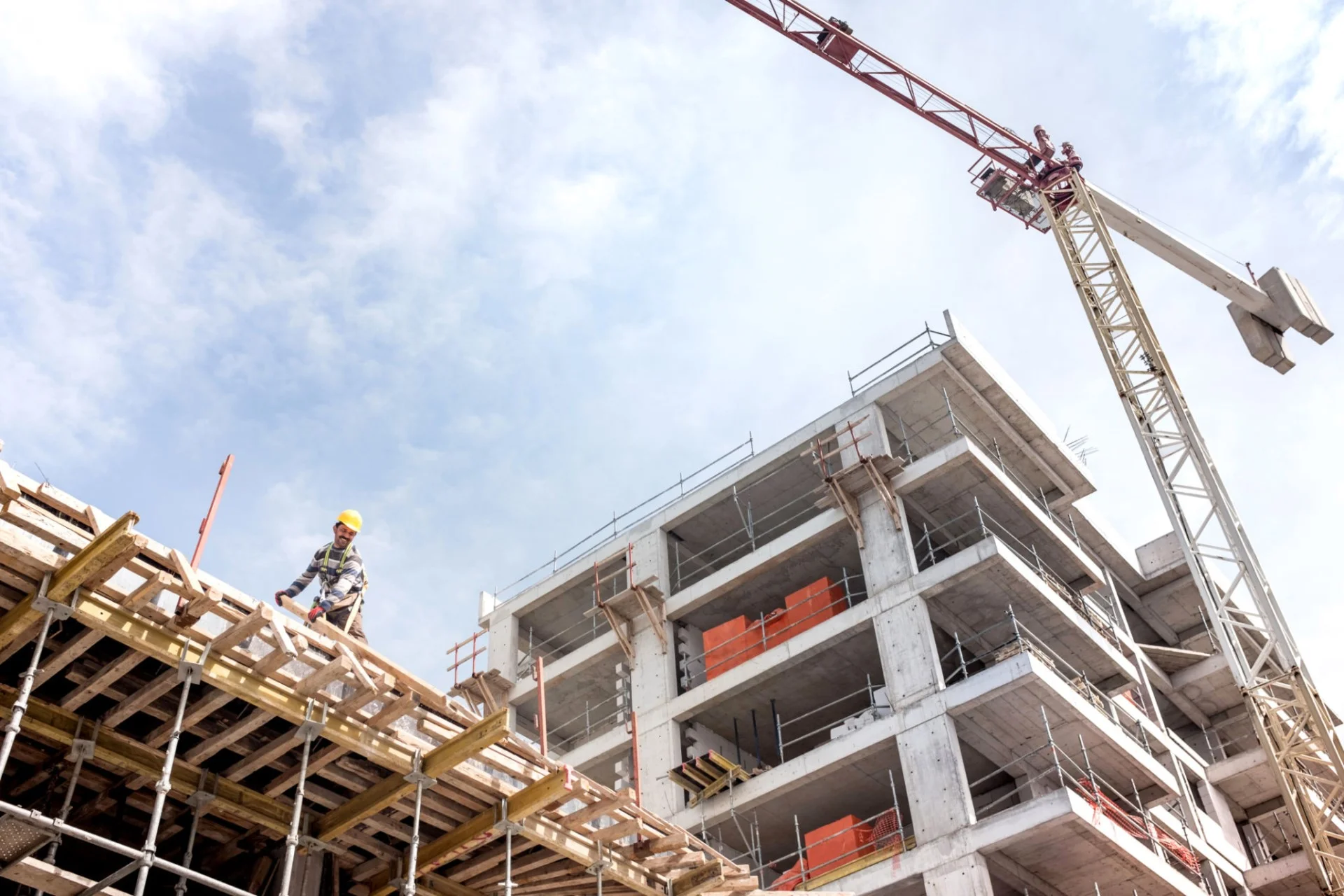 Top Benefits of Purchasing a Flat During Construction