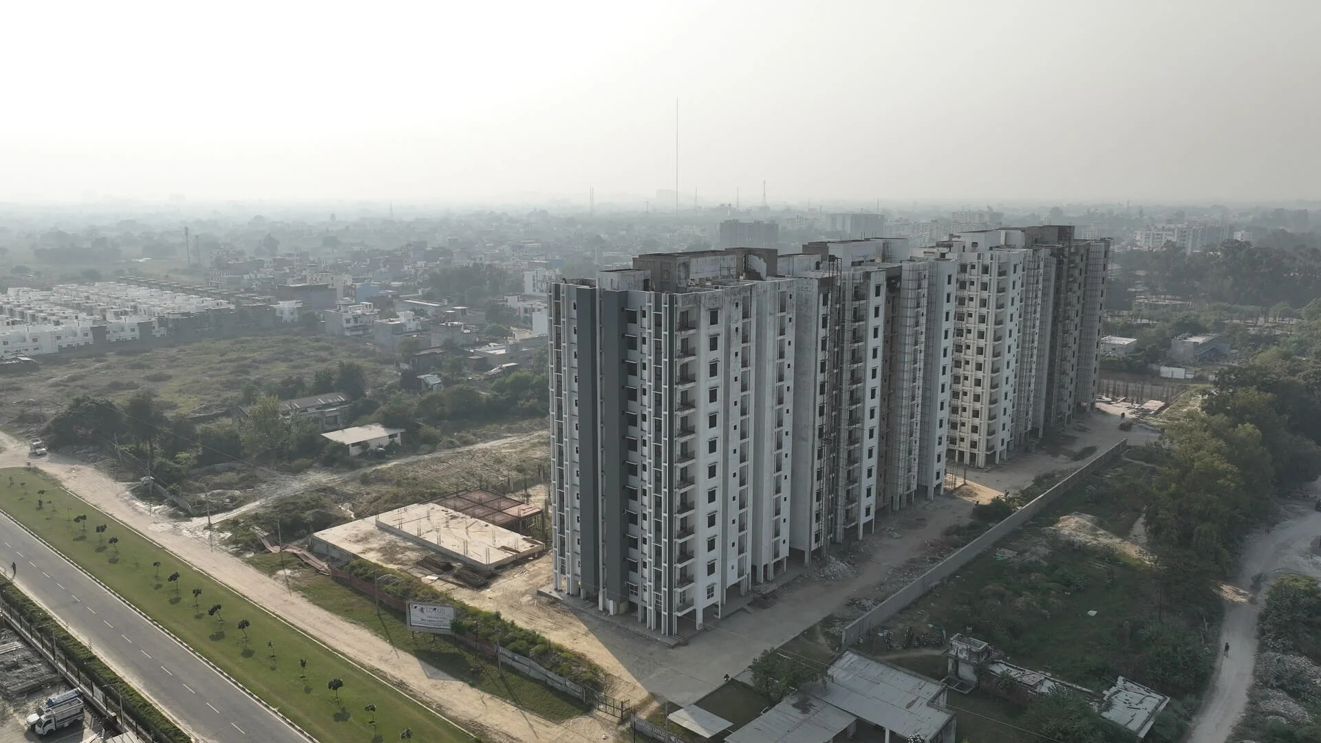 Topic: Your Dream Home Awaits: Explore 2 BHK Flats in Lucknow
